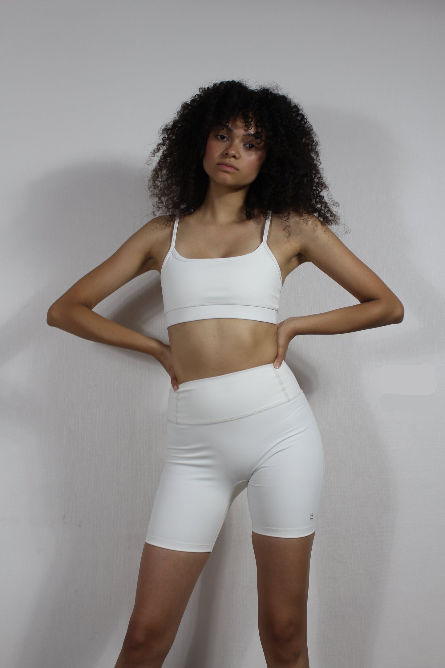 Biker María chantilly